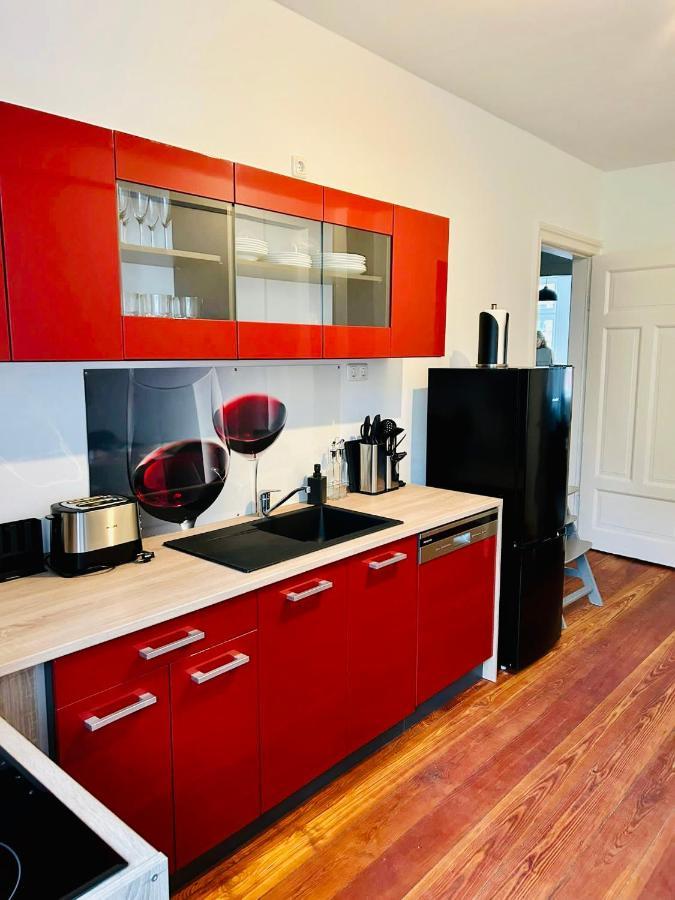 Sadebo Apartments Altstadtflair Naehe Bahnhof Lubeck Bagian luar foto
